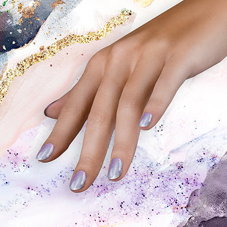 Foil Transfer Nail Art: Not Your Mother's Pearl-ple