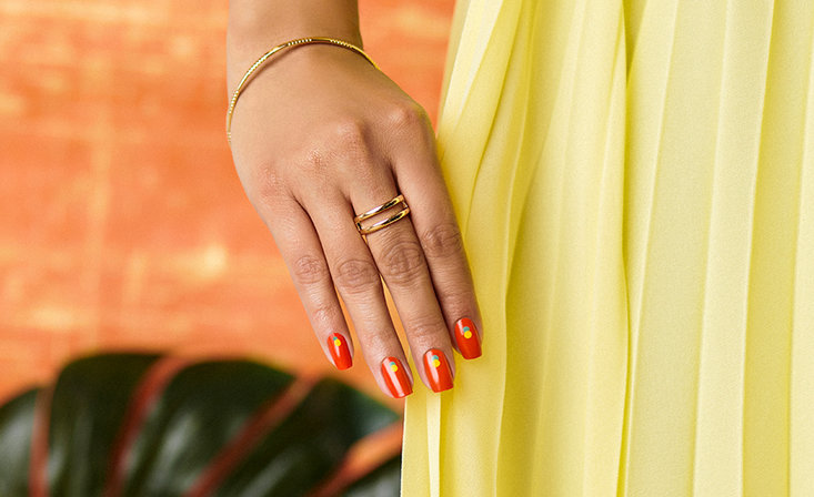 OPI Mexico City Nail Art: Get the look - On the Dot