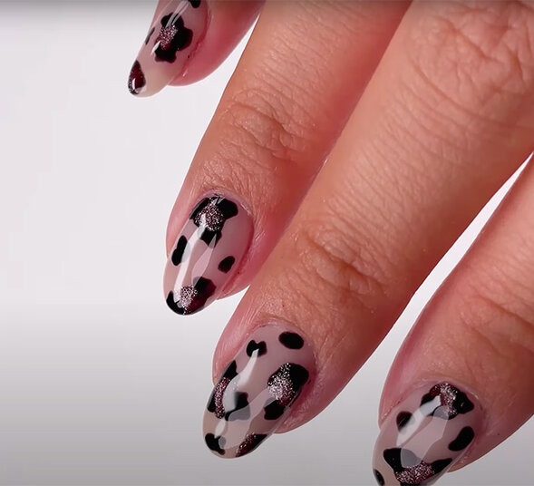 OPI Pro Nail Art Look: Spot On Leopard Nails Nail Art Look