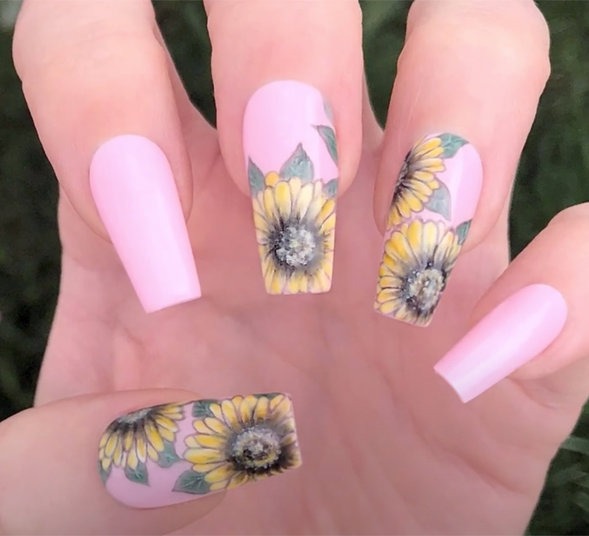 OPI Pro Nail Art Look: Sunflower Nail Art - Hello Sunshine